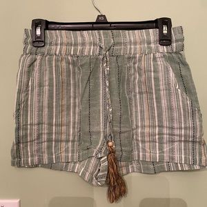 Paper bag shorts